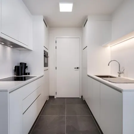 Zonnig Luxueuze La Coronne Апартаменты