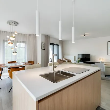 Апартаменты Zonnig Luxueuze La Coronne Кнокке-Хейст