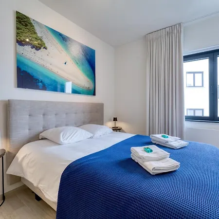 Zonnig Luxueuze La Coronne Кнокке-Хейст